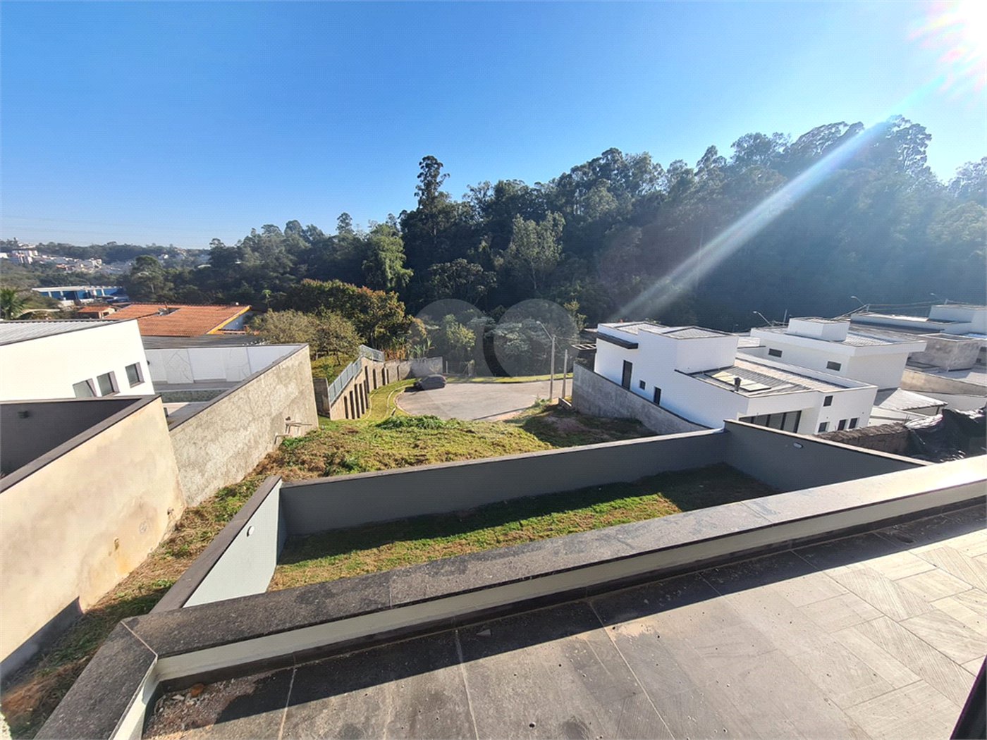 Casa à venda com 3 suítes no condomínio Reserva dos Jatobás, Louveira - SP