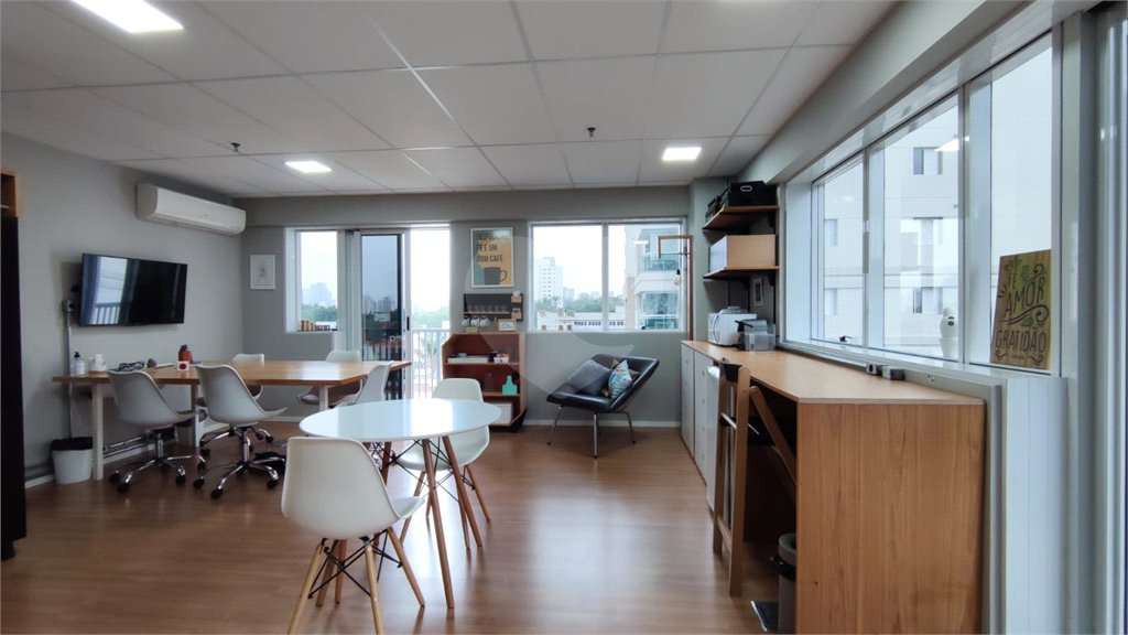 Sala à venda em Alto da Boa Vista, São Paulo, SP