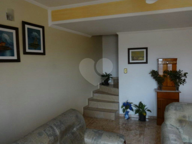 Sobrado à venda com 2 quartos em Jardim Peri, São Paulo, SP