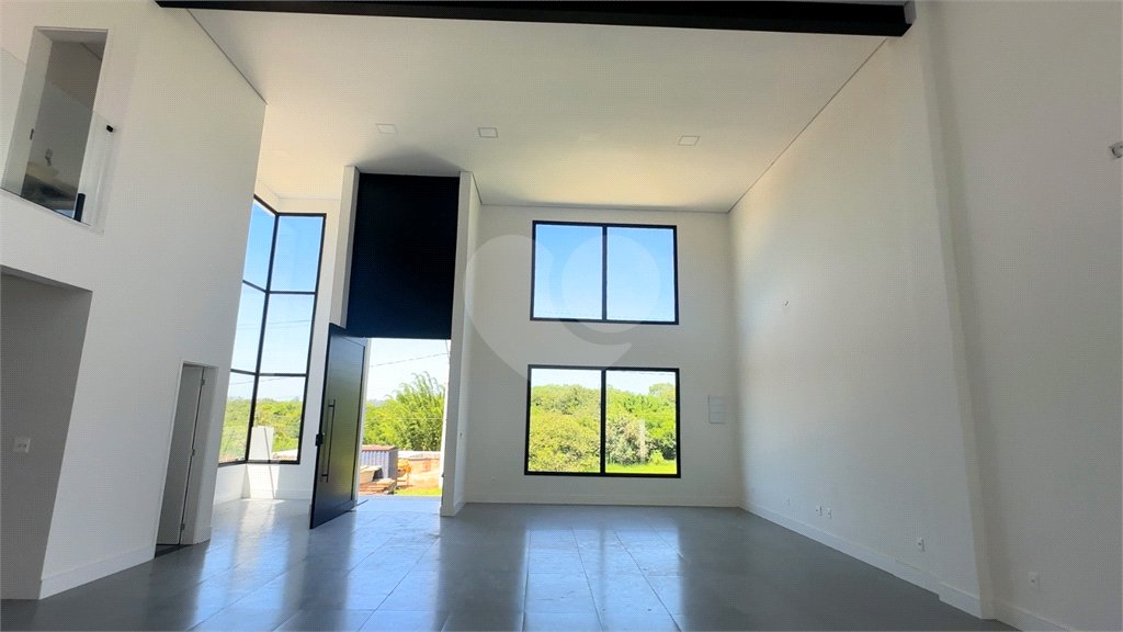 Casa à venda com 5 suítes no condomínio Terras de Mont Serrat, Salto - SP