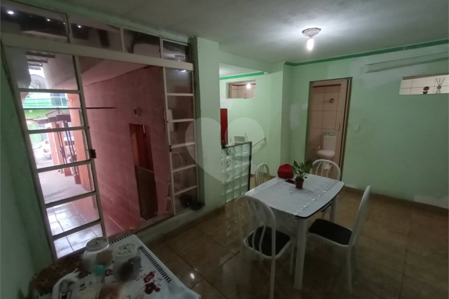 Terreno à venda com 3 quartos em Jardim Guairaca, São Paulo, SP