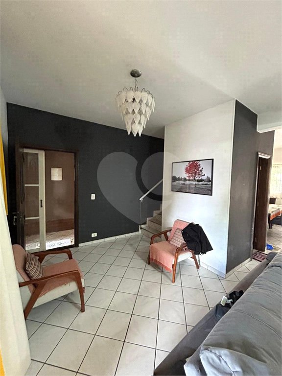 Casa à venda com 3 quartos, sendo 1 suíte, em Jardim Capão Redondo, São Paulo, SP