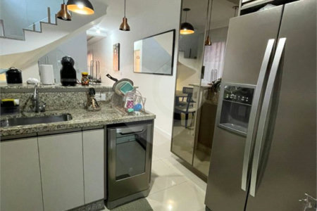 Casa à venda com 3 suítes no condomínio Residencial Rubi, Mogi das Cruzes - SP