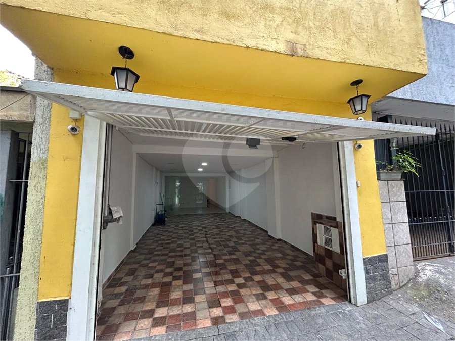 Casa de Vila para alugar com 4 suítes em Vila Romana, São Paulo, SP