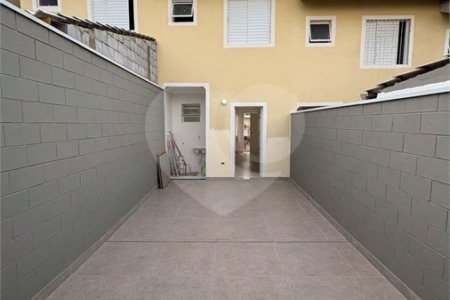 Casa à venda com 2 quartos no condomínio Residencial Ilha de Malta,255, Cotia - SP