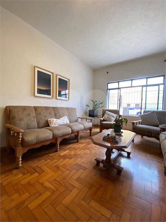 Sobrado à venda com 3 quartos, sendo 1 suíte, em Vila Guilherme, São Paulo, SP