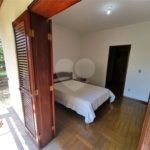 Casa à venda com 4 quartos, sendo 2 suítes, em Bosque, Vinhedo, SP