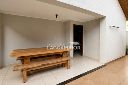Casa à venda com 3 quartos, sendo 1 suíte,  em Vila Nova, Três Lagoas, MS