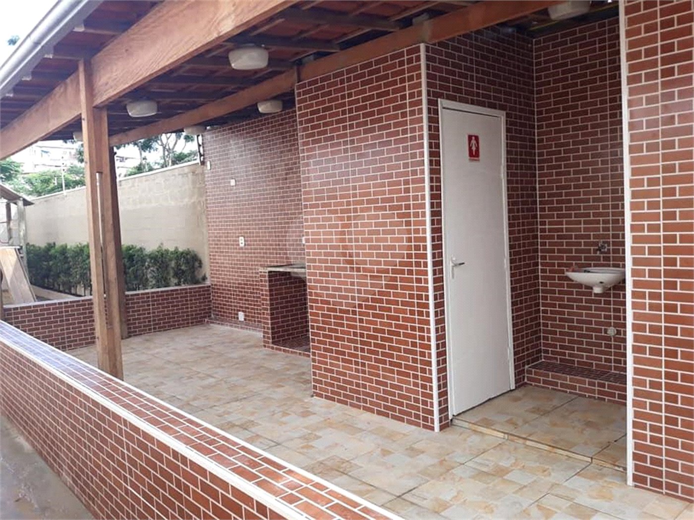 Apartamento à venda com 3 quartos, sendo 1 suíte, em Parque Reboucas, São Paulo, SP