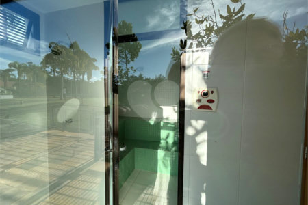 Casa à venda com 3 suítes no condomínio Alphaville Castelo, Itu - SP