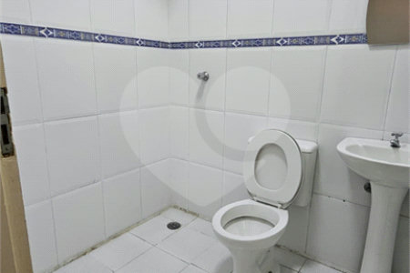 Apartamento à venda com 3 quartos, sendo 1 suíte,  em Vila Suissa, Mogi das Cruzes, SP