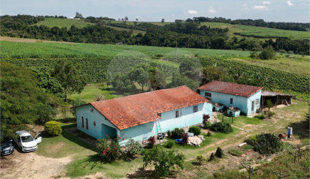 Sítio à venda com 2 quartos em Mirim, Indaiatuba, SP