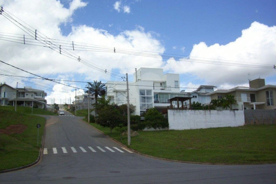 Terreno à venda em Residencial Fazenda Serrinha, Itatiba, SP