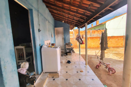 Casa à venda com 3 quartos em Jardim Vieira de Moraes, Itapetininga, SP