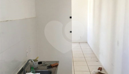 Apartamento à venda em Santíssimo, Rio de Janeiro, RJ