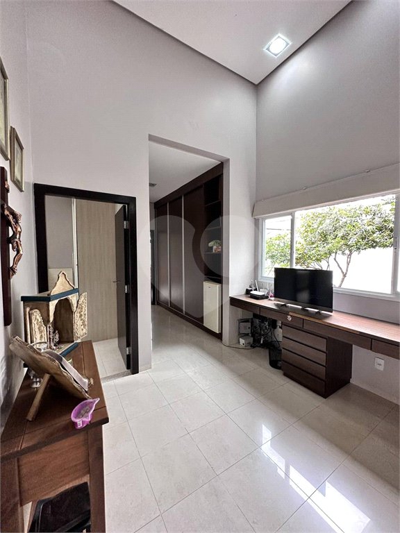 Casa à venda com 3 suítes no Centro-norte, Várzea Grande, MT