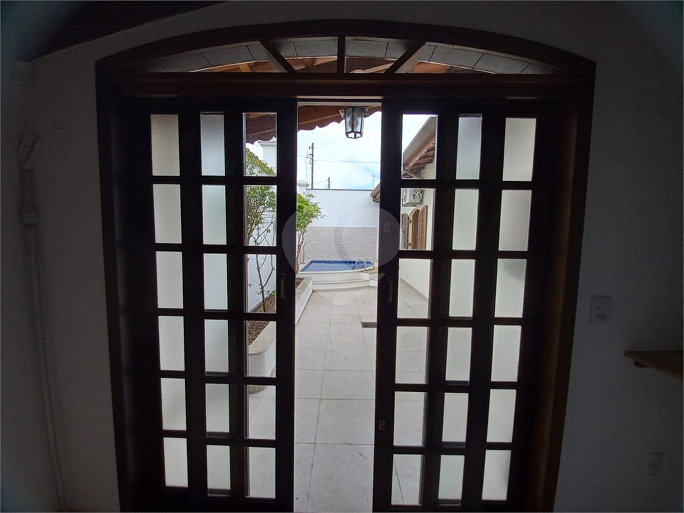 Casa à venda com 4 quartos, sendo 1 suíte,  em Vila Oliveira, Mogi das Cruzes, SP