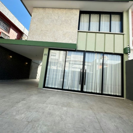 Casa com 3 dormitórios para alugar, 170 m² por R$ 13.740,00/mês - Gonzaga - Santos/SP