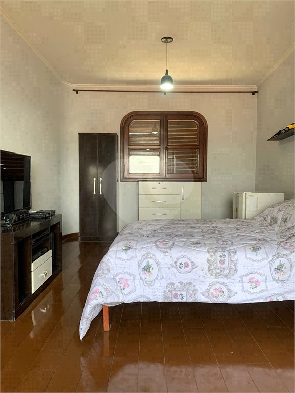 Sobrado à venda com 3 quartos, sendo 1 suíte,  em Vila Maria Alta, São Paulo, SP