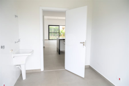 Casa à venda com 3 suítes no condomínio Village Saint Charbel, Araçoiaba da Serra - SP