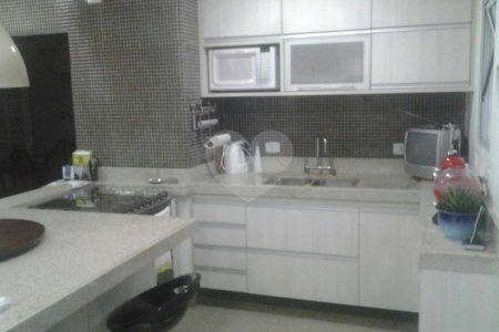 Casa de Vila à venda com 4 quartos, sendo 2 suítes,  em Planalto Paulista, São Paulo, SP