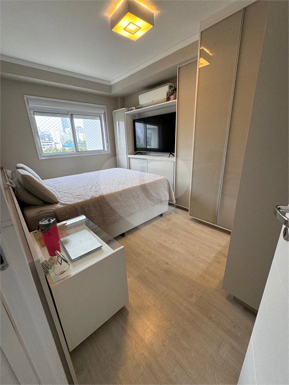 Apartamento à venda com 2 quartos, sendo 1 suíte, em Água Branca, São Paulo, SP