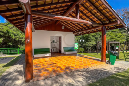 Casa à venda com 4 suítes no condomínio Tivoli, Sorocaba - SP
