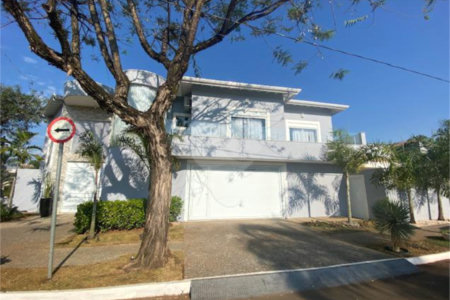 Casa à venda com 3 suítes no condomínio Campos do Conde I, Paulínia - SP