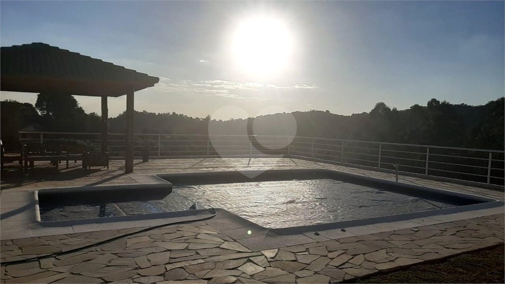 Casa à venda com 3 quartos, sendo 1 suíte, em Serra da Cantareira, Mairiporã, SP