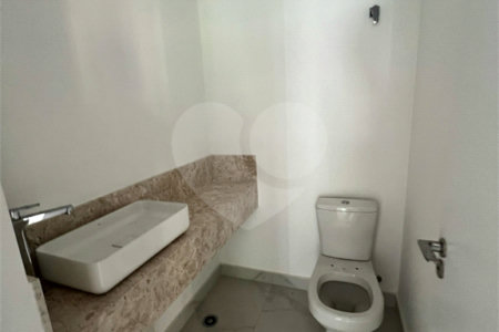 Apartamento à venda com 4 suítes em Sumaré, São Paulo, SP