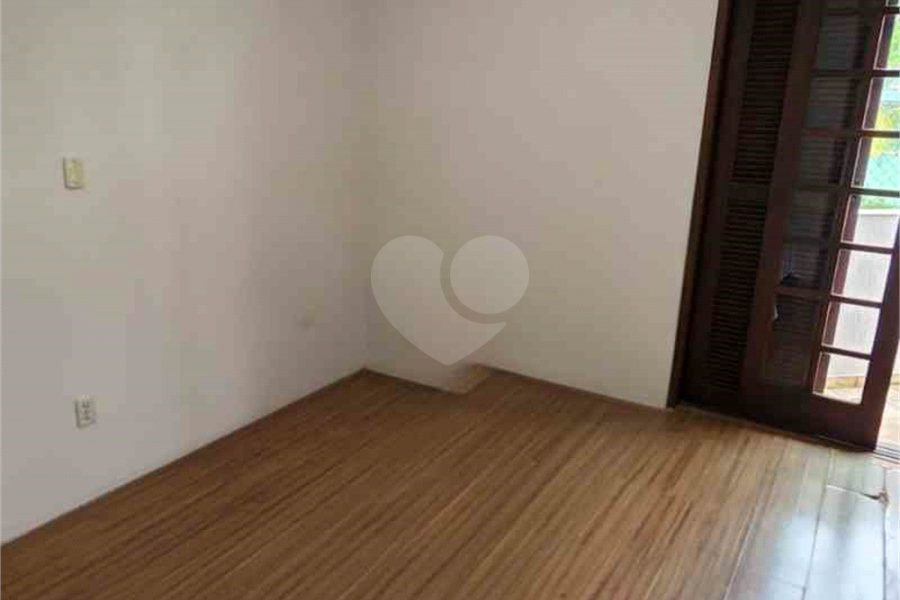 Casa à venda ou para alugar com 4 quartos, sendo 1 suíte,  em Tremembé, São Paulo, SP