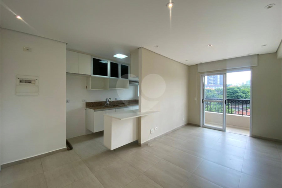 Apartamento à venda ou para alugar com 2 quartos, sendo 1 suíte, em Parada Inglesa, São Paulo, SP