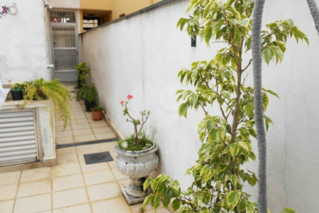 Sobrado à venda com 5 quartos, sendo 2 suítes, em Brooklin, São Paulo, SP
