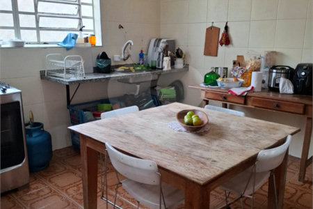 Sobrado à venda com 2 quartos em Santa Teresinha, São Paulo, SP
