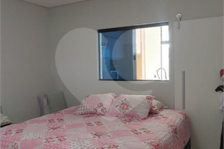 Casa à venda com 4 quartos, sendo 2 suítes, no condomínio Horto Florestal Iii, Sorocaba - SP