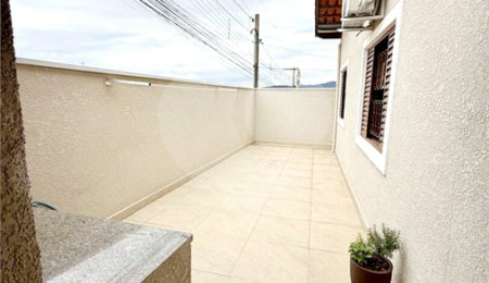 Casa à venda com 2 quartos, sendo 1 suíte,  em Atibaia Jardim, Atibaia, SP