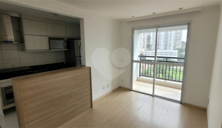 Apartamento à venda com 2 quartos, sendo 1 suíte,  em Vila Andrade, São Paulo, SP