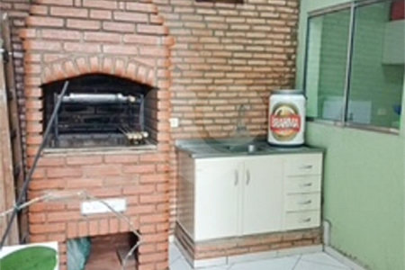 Casa à venda com 3 quartos, sendo 1 suíte, em Vila Roque, São Paulo, SP