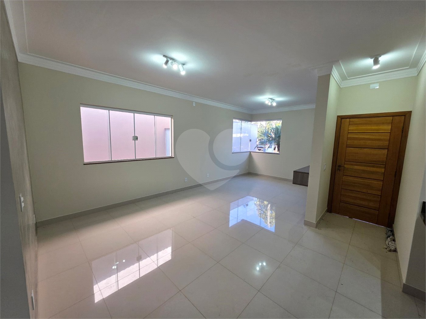 Casa no Village Damha III, 3 quartos 2 suítes
