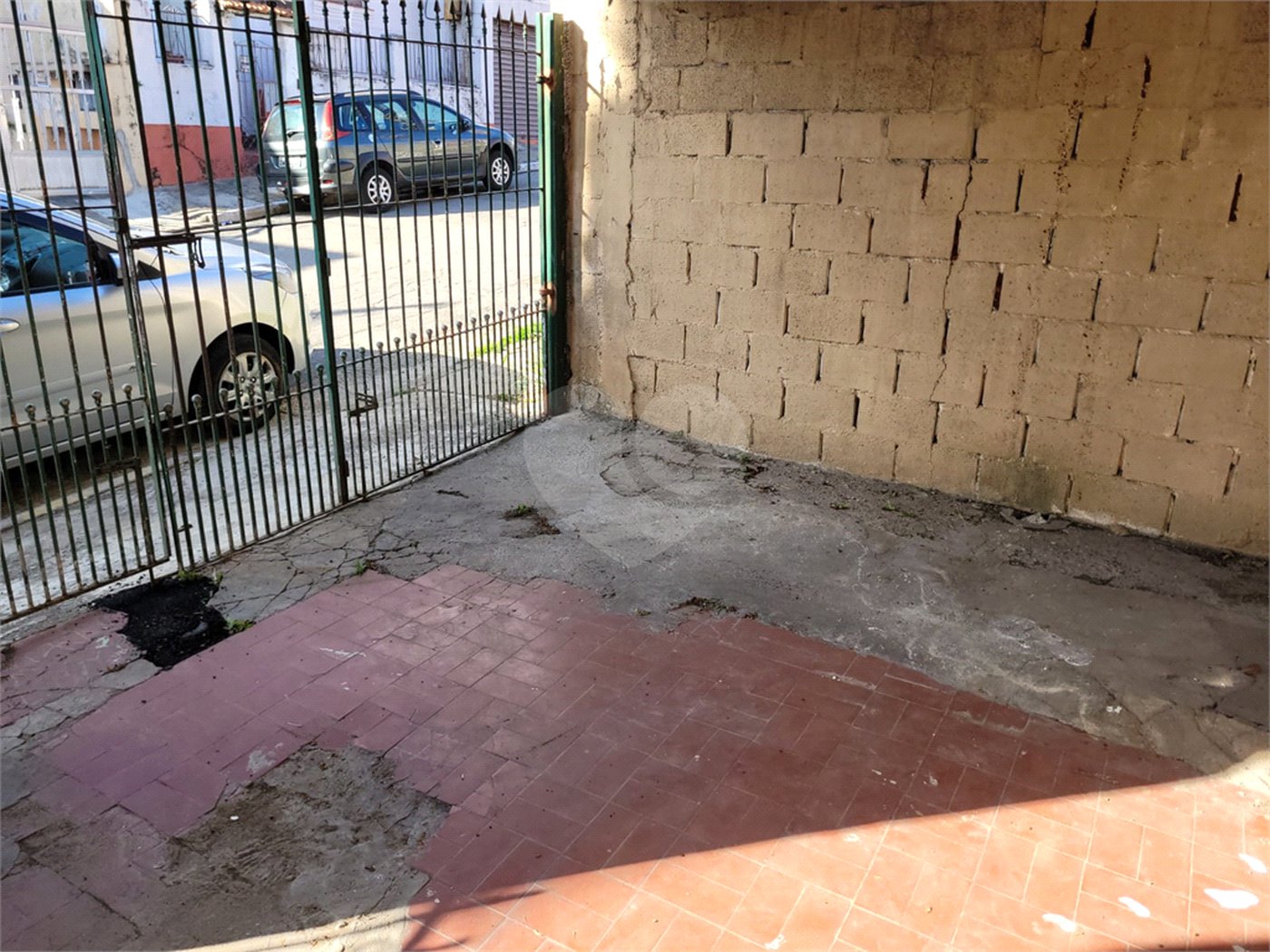Casa à venda com 135m² - Penha
