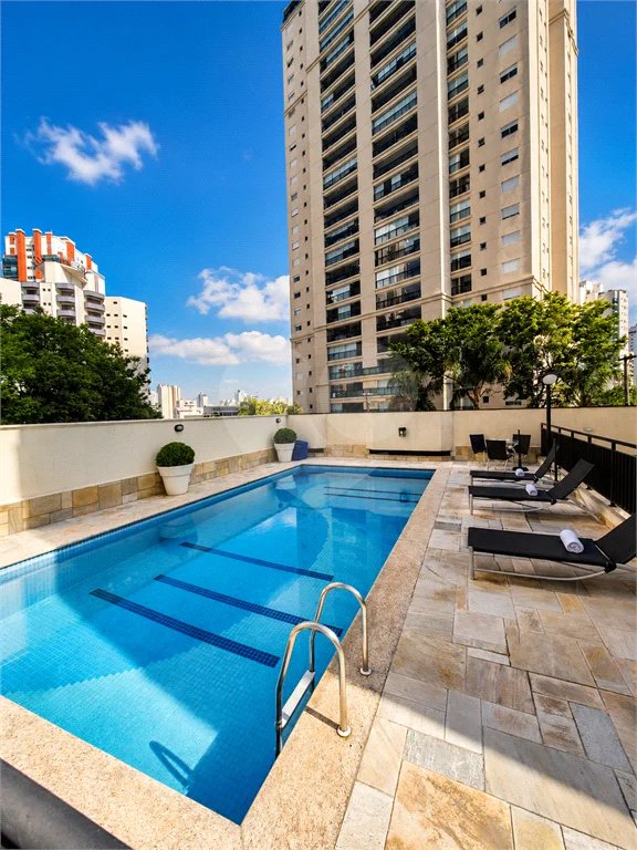 Excelente apartamento à venda na Vila Reg. Feijó