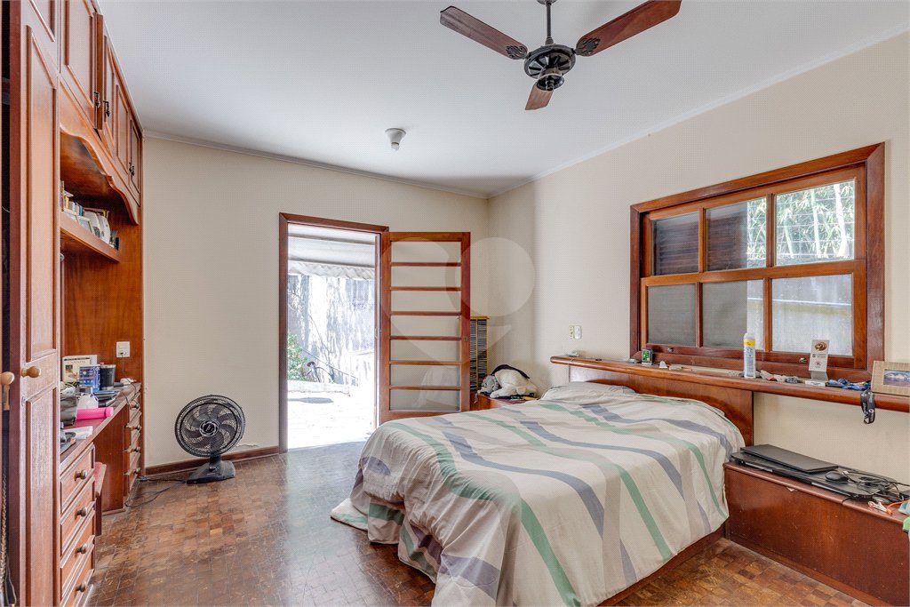 Casa à venda com 4 suítes no condomínio Granja do Morumbi, São Paulo - SP