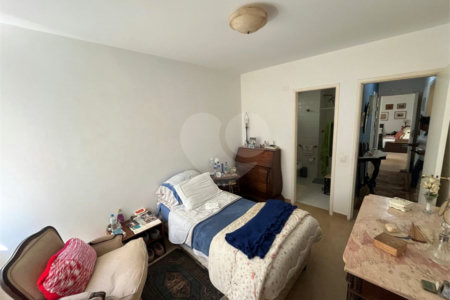 Apartamento à venda com 3 quartos, sendo 2 suítes,  em Jardim Paulista, São Paulo, SP