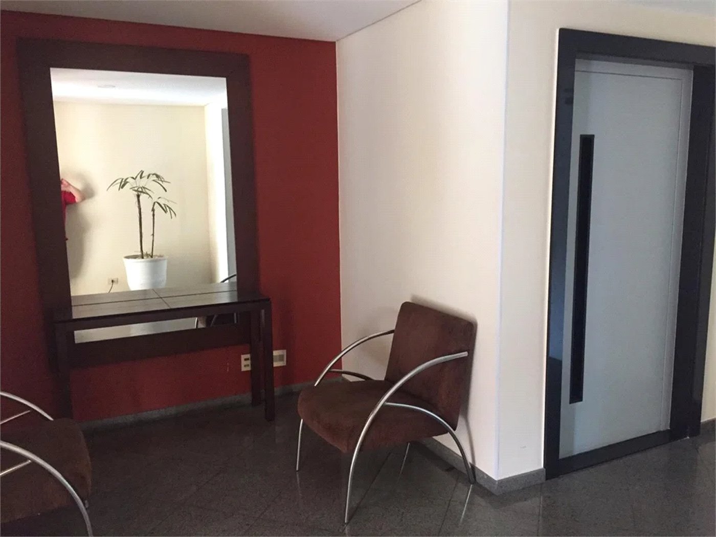 Apartamento à venda com 3 suítes em Vila Suzana, São Paulo, SP