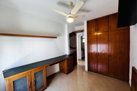 Apartamento à venda com 3 quartos, sendo 1 suíte, em Santa Cecília, São Paulo, SP