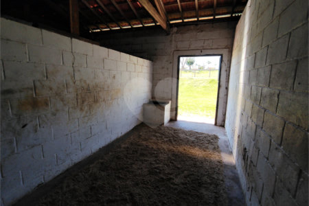 Fazenda para alugar com 3 quartos em Vila Santana, Itapetininga, SP