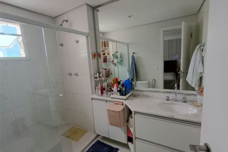 Apartamento Residencial à venda, Gonzaga, Santos - AP0695.