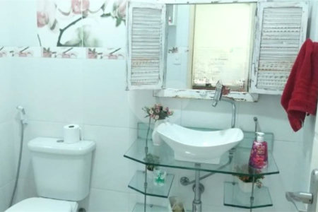 Casa à venda com 3 quartos, sendo 1 suíte, em Campo Grande, Rio de Janeiro, RJ