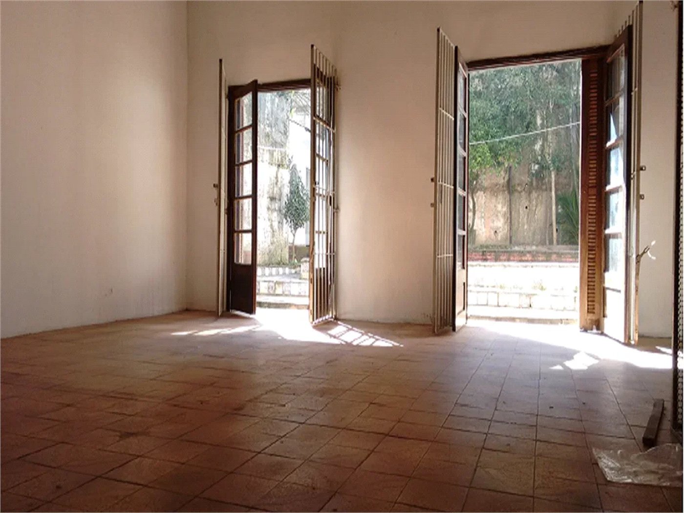 Casa à venda com 3 suítes em Jardim das Vertentes, São Paulo, SP