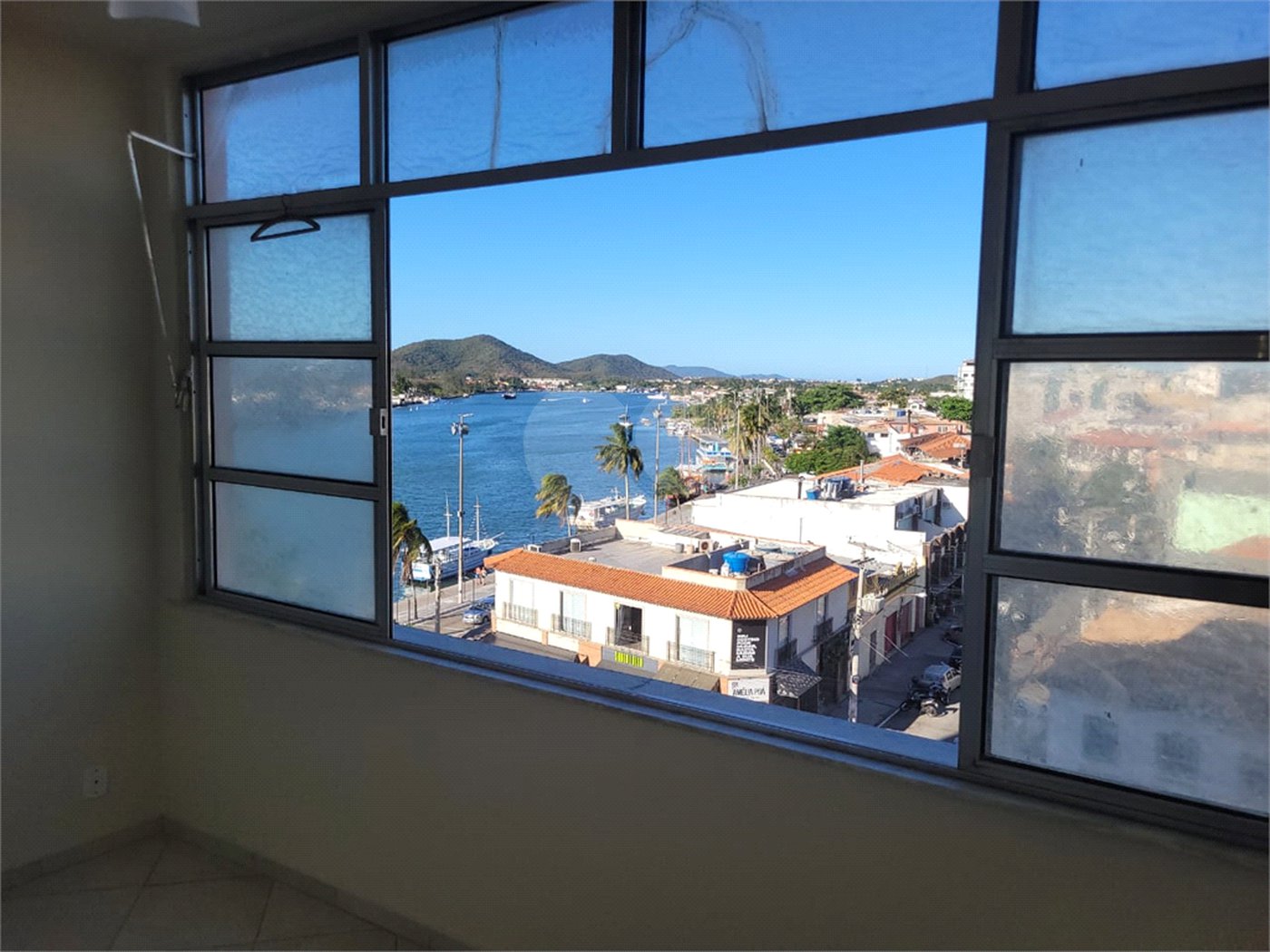Apartamento à venda com 2 quartos no Centro, Cabo Frio, RJ